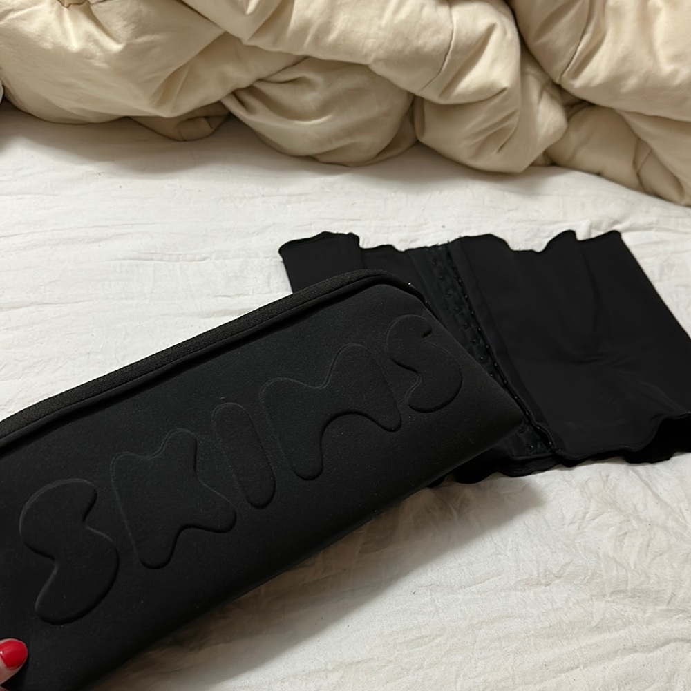 Skims Black Waist Trainer